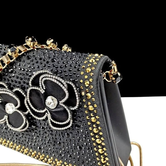 Women's Pointed Toe Shoes Bag Set Handmade Flower Decoration Simple Banquet Style $169.00 Dana Fashion Color: Black Size: 38 Women's shoes Product information: Lining material: Microfiber Color: black, brown, dark green, rose, gold, pink, blue, white Heel