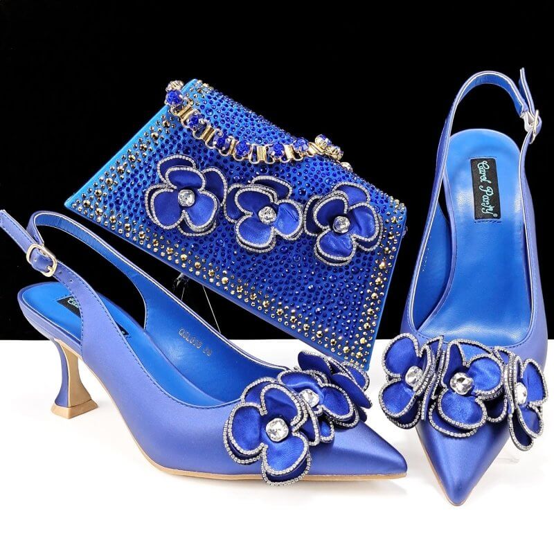 Women's Pointed Toe Shoes Bag Set Handmade Flower Decoration Simple Banquet Style $169.00 Dana Fashion Color: Blue Size: 38 Women's shoes Product information: Lining material: Microfiber Color: black, brown, dark green, rose, gold, pink, blue, white Heel