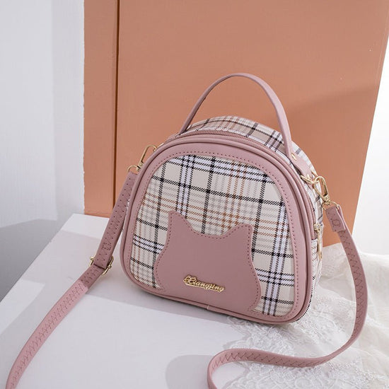 Women's Printed Checks Cat Pattern Shoulder Bag $18.50 Dana Fashion Color: Pink Women's Bags Product information: Color: white, black, red, pink Material: PU Suitcase shape: Oval Popular elements: Plaid Style: Casual Size: 19*18 * 6cm Packing list: Women'