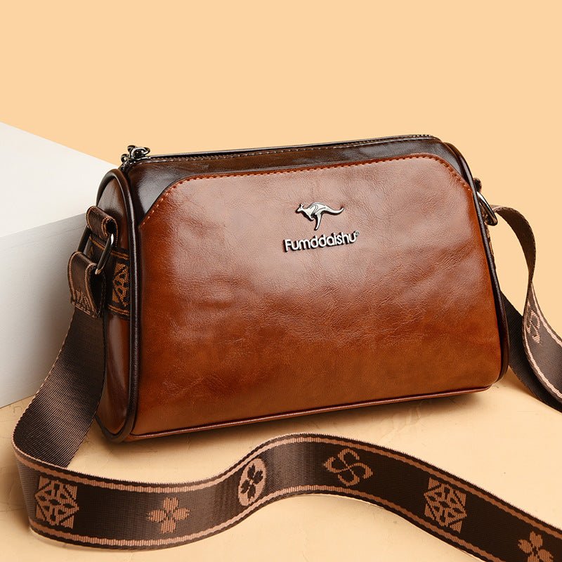 Women's Retro Double-sided Pillow Shoulder Messenger Bag $33.99 Dana Fashion Color: Black Women's Bags Product information: Lining texture: Polyester Applicable scenarios: Daily matching Color: black, white, brown, green Outer bag type: Sandwich pocket Ha