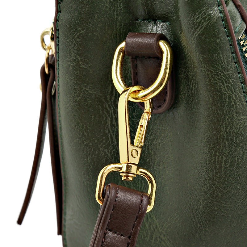 Women's Retro Easy Matching Soft Leather Textured Handbag Shoulder Crossbody $49.50 Dana Fashion Color: Black Women's Bags Product information: Color: brown, green, black, red Outer bag type: Sandwich pocket Material: PU Bag internal structure: mobile pho
