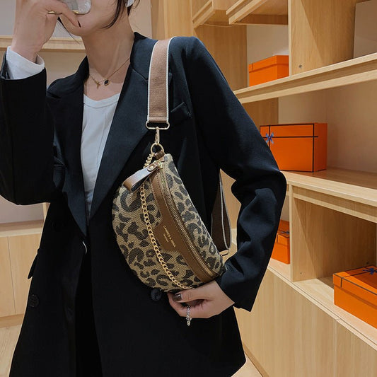 Women's Retro Fashion Leopard-print Shoulder Bag $25.99 Dana Fashion Color: Leopard Brown Women's Bags Product information: Lining texture: Polyester Applicable scenario: Daily matching Color: Leopard print black, leopard print Brown Outer bag type: open