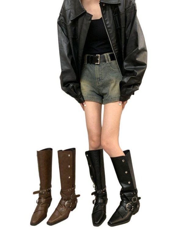 Women's Retro Rivet Tall Knight Boots $49.99 Dana Fashion Color: Black Single Liner Size: 35 Women's shoes ข้อมูลผลิตภัณฑ์: ลวดลาย: สีพื้น วัสดุซับใน: หนังเทียม สี: ซับในชั้นเดียวสีดำ ความสูงส้น: ส้นกลาง (3-5 ซม.) ความยาวของถุงเท้า: ทรงกระบอกสูง รูปร่างส้