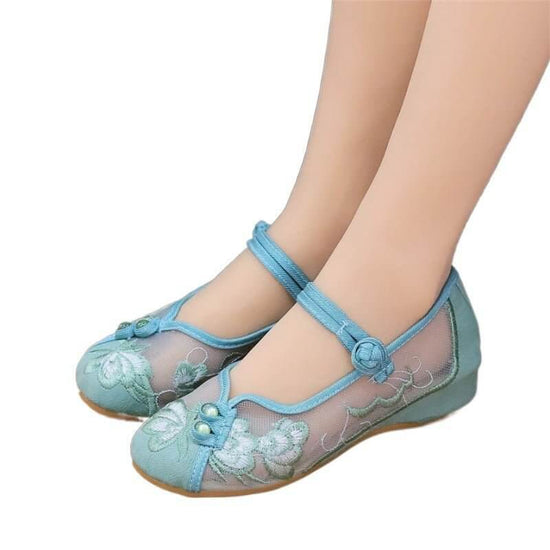 Women's Retro Soft Soled Mesh Breathable Sandals $60.90 Dana Fashion Color: Beige Jade Brocade MeSH Size: 34 Women's shoes Product information: Pattern: plants and flowers Lining material: Mesh Color: white sky fragrance (mesh) smaller size, Green Sky fra