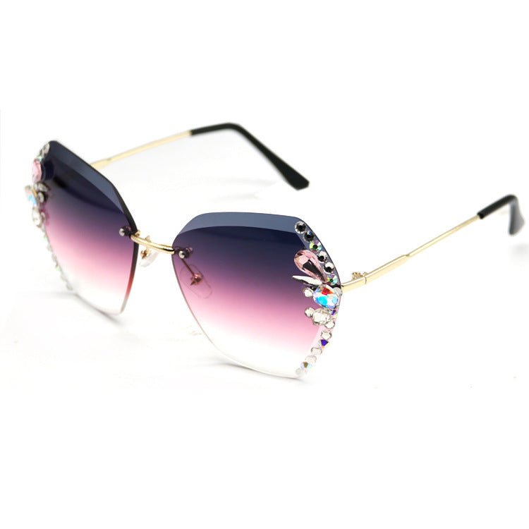 Women's Rhinestone Frameless Sunglasses $30.27 Dana Fashion style: C Women's Bags Product information Brand: LIANGDAN Goods number: 6929 Specification: Adult Glasses structure: frame Whether to polarize: No Lens material: PC Style: exquisite Frame materia