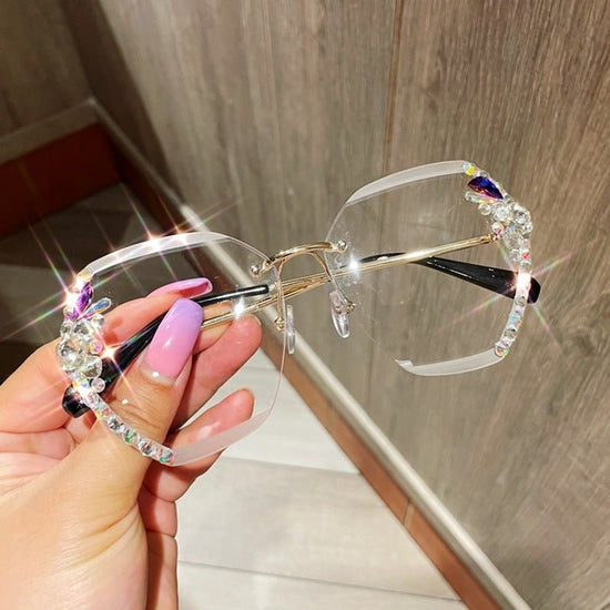 Women's Rhinestone Frameless Sunglasses $30.27 Dana Fashion style: E Women's Bags Product information Brand: LIANGDAN Goods number: 6929 Specification: Adult Glasses structure: frame Whether to polarize: No Lens material: PC Style: exquisite Frame materia