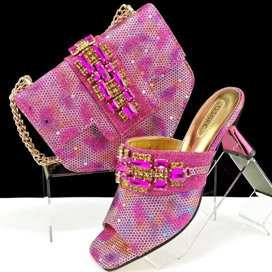 Women's Shoes And Bags Suit Camouflage Fabric Drill Buckle Decorative Casual High Heel Slippers $159.00 Dana Fashion Color: Magenta Size: 39 Women's Bags Product information: Pattern: Camouflage Lining material: PU Color: blue, dark brown, magenta, gold,