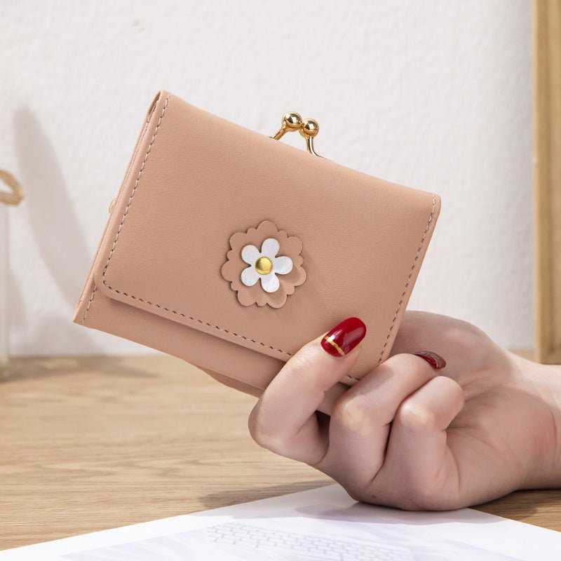 Women's Short Casual Simple Mini Student Cute Animal Kitten Wallet $17.57 Dana Fashion Color: Light Pink Women's Bags Product information: Pattern: solid color Lining texture: Nylon Color: red, light gray, blue, black, light pink, dark pink, light purple