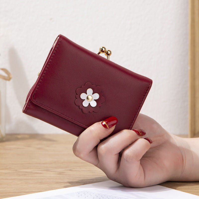 Women's Short Casual Simple Mini Student Cute Animal Kitten Wallet $17.57 Dana Fashion Color: Red Women's Bags Product information: Pattern: solid color Lining texture: Nylon Color: red, light gray, blue, black, light pink, dark pink, light purple Process