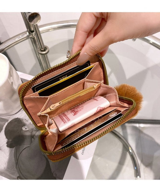 Women's Short Printing Color Contrast Korean Style Bag Wallet $13.38 Dana Fashion Color: Black Women's Bags Product information: Pattern: Letters Lining texture: no lining Color: white, black, pink, brown Processing Method: Printing Material: PU leather P