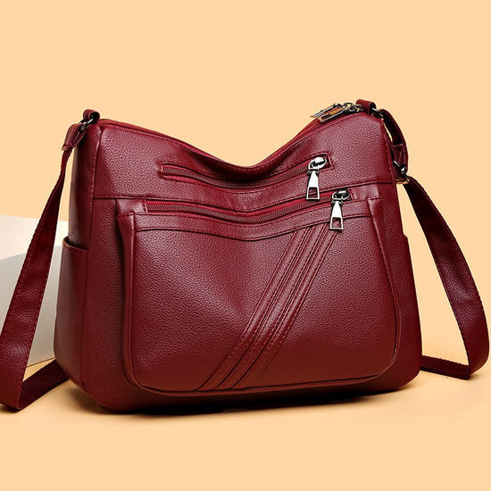 Women's Shoulder Messenger Bag Versatile Large Capacity $25.00 Dana Fashion Color: 071 Black Women's Bags Product information: Lining texture: Polyester Color: 071 Black, 071 Red Hardness: soft Material: PU Suitcase shape: square vertical model Popular el