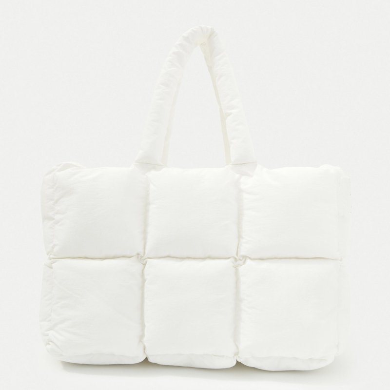 Women's Simple And Soft Large Capacity Puff Down Jacket Cotton Clothing Cloud Tote Bag $48.99 Dana Fashion Color: White Women's Bags Product information: Applicable scenarios: Daily matching Color: black, white, dark gray, pink, olive green, light blue, l