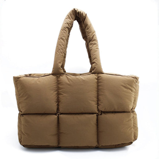 Women's Simple And Soft Large Capacity Puff Down Jacket Cotton Clothing Cloud Tote Bag $48.99 Dana Fashion Color: Caramel Color Women's Bags Product information: Applicable scenarios: Daily matching Color: black, white, dark gray, pink, olive green, light