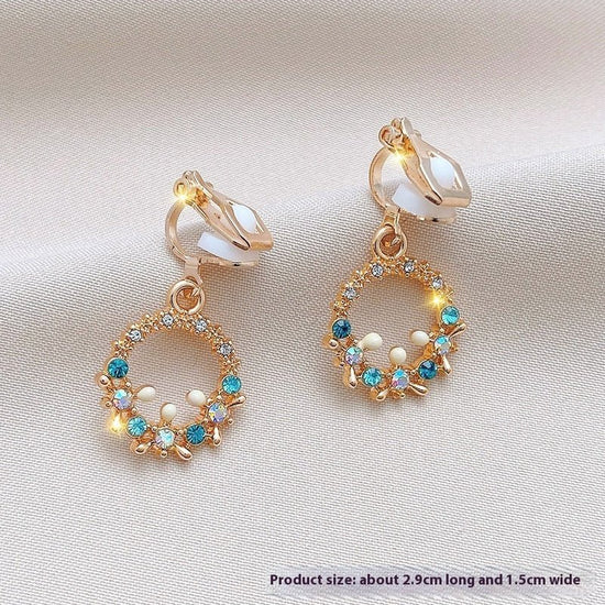 Women's Simple South Korea Fashion Tassel Ear Clip $15.00 Dana Fashion Color: Style19 Women's Accessories Product information: Treatment Process: Electroplating Color: 1# sweet temperament, 2# temperament star Moon, 3# country small flowers, 6# light butt