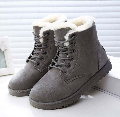 Women's Snow Boots Short Warm Flat Heel Shoes $39.99 Dana Fashion Color: Gray Size: 36 Women's shoes Product information: Color: black, beige, gray, brown Heel height: flat heel Heel shape: short stout heel Size: 36, 37, 38, 39, 40, 41, 42 Cutting depth: