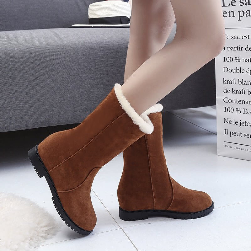 Women's Snow Boots Winter Fleece-lined Warm Two-way Wear $32.50 Dana Fashion Color: Black Size: 35 Women's shoes Product information: Lining material: Velvet Color: red, black, brown Processing Method: Frosted Heel shape: square heel Size: 35, 36, 37, 38,