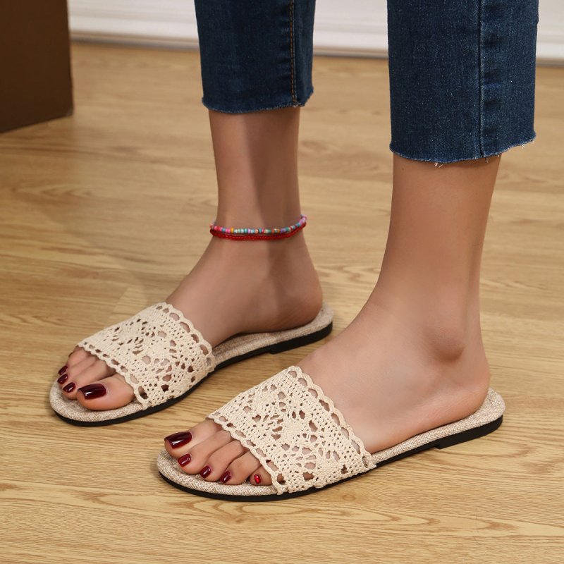 Women's Solid Color Breathable Home Slippers $42.50 Dana Fashion Color: Black Size: 36 Women's shoes Product information: Pattern: solid color Color: black, white Size: 36, 37, 38, 39, 40, 41, 42, 43 Popular elements: lace, hollow Shoe Upper material: art