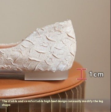 Women's Square Toe Large Size Gentle Rhinestone Square Buckle Soft Flat Bottom Slip-on Beanie Low-cut Flat Shoes $84.90 Dana Fashion Color: Apricot H Button Size: 33 Women's shoes Product information: Pattern: solid color Inner material: Microfiber Color: