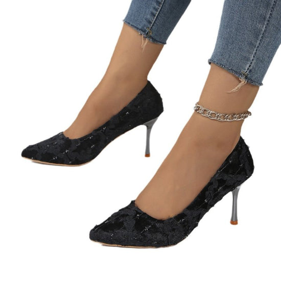 Women's Stiletto Heel Fashion Shoes $32.83 Dana Fashion Color: Black And White Size: 35 Women's shoes Product information: Pattern: solid color Lining material: pu Applicable sports: Universal Color: black, gold, plaid Gold, plaid black, skull pattern, Ch