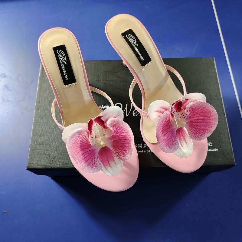 Women's Summer Fashion Flower High Heel Slippers $87.59 Dana Fashion Color: Pink Size: 34 Women's shoes Product information: Lining material: PU leather Toe holder shape: Pointed Color: pink, green Shoe Upper material: synthetic leather Size: 34,35,36,37,