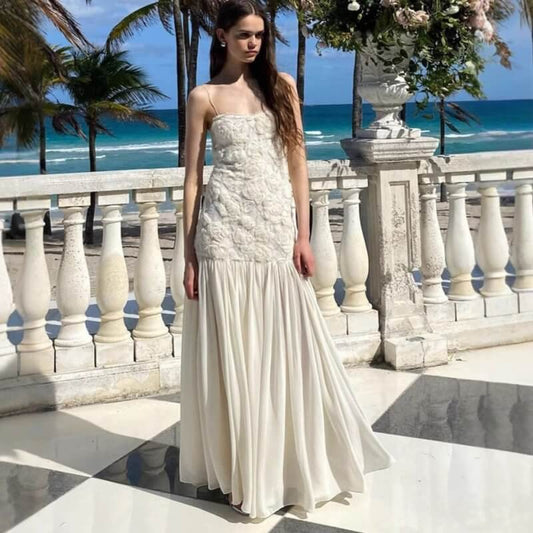 Women's Suspender Dress Three-dimensional Flowers $69.85 Dana Fashion Color: White Size: L Women's clothing Product information: Pattern: plants and flowers Color: White Waist type: high waist Size: S,M,L Combination form: Single piece Fabric name: Polyes