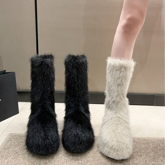 Women's Thick Bottom Fleece-lined Thermal Insulation Cotton Shoes $79.50 Dana Fashion Color: Beige Size: 35 Women's shoes Product information: Pattern: solid color Lining material: imitation leather Color: Black, Milky White Heel height: mid heel (3-5CM)