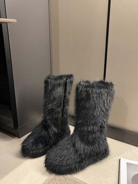 Women's Thick Bottom Fleece-lined Thermal Insulation Cotton Shoes $79.50 Dana Fashion Color: Black Size: 35 Women's shoes Product information: Pattern: solid color Lining material: imitation leather Color: Black, Milky White Heel height: mid heel (3-5CM)