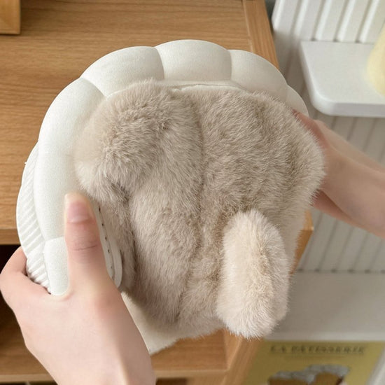 Women's Thick-soled Plush Warm Winter Cotton Slippers $48.78 Dana Fashion Color: Light Coffee Size: 36 to 37 Women's shoes Product information: Color: light gray, white, light brown Heel height: flat Heel shape: round Size: 36-37 suitable for 35-36 inner