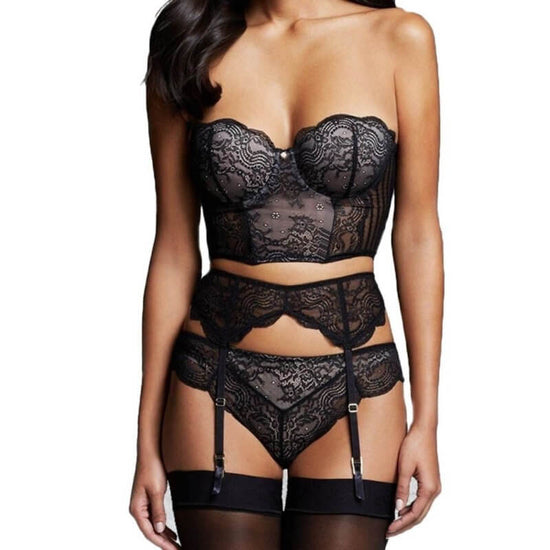 Women's underwear set $158.00 Dana Fashion Color: Black Size: One size Women's clothing Season:Four Season Gender:Women Occasion:Sexy Material:Polyester Style:Casual,Sexy How to wash:Hand wash Cold This lace underwear contains Bra, garter, and panties, wh