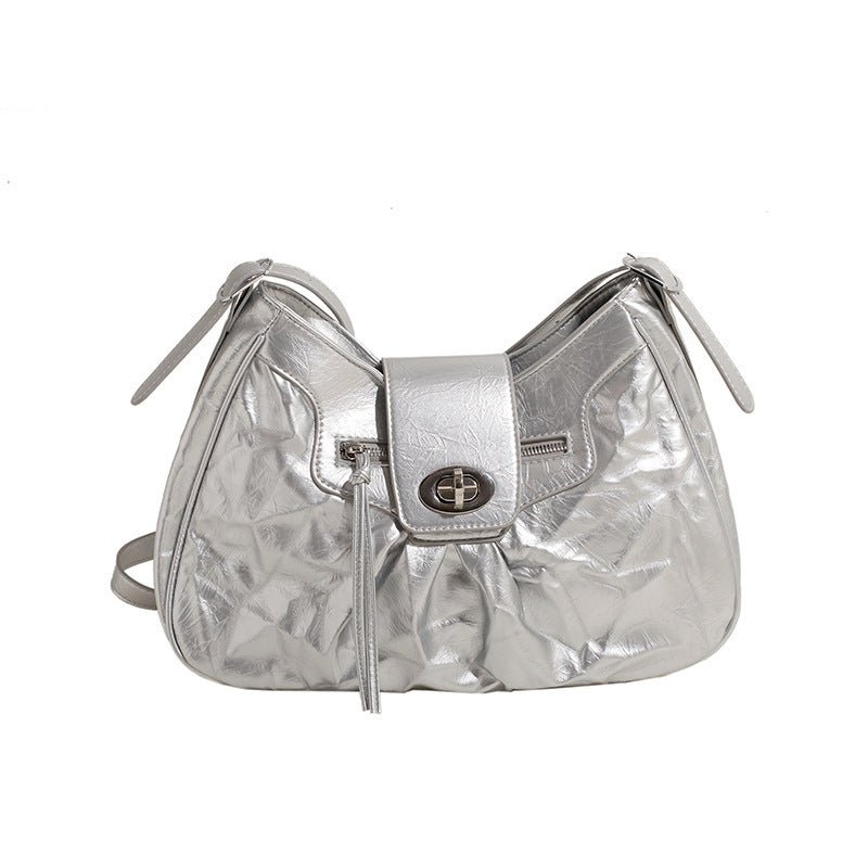 Women's Versatile Crossbody Bag Fashion Shoulder Underarm Bag $66.23 Dana Fashion Color: Black Women's Bags Product information: Lining texture: polyester cotton Color: black, silver, white Hardness: medium hard Material: PU Suitcase shape: Horizontal Squ