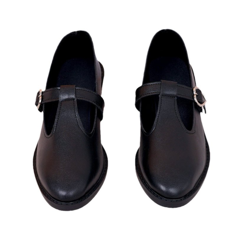 Women's Vintage Mary Jane Leather Shoes $30.32 Dana Fashion Color: Black Flower Size: 35 Women's shoes Product information: Pattern: hand painted Lining material: pu Color: black, black and floral, white floral Heel height: low heel (1-3CM) Size: 35, 36,