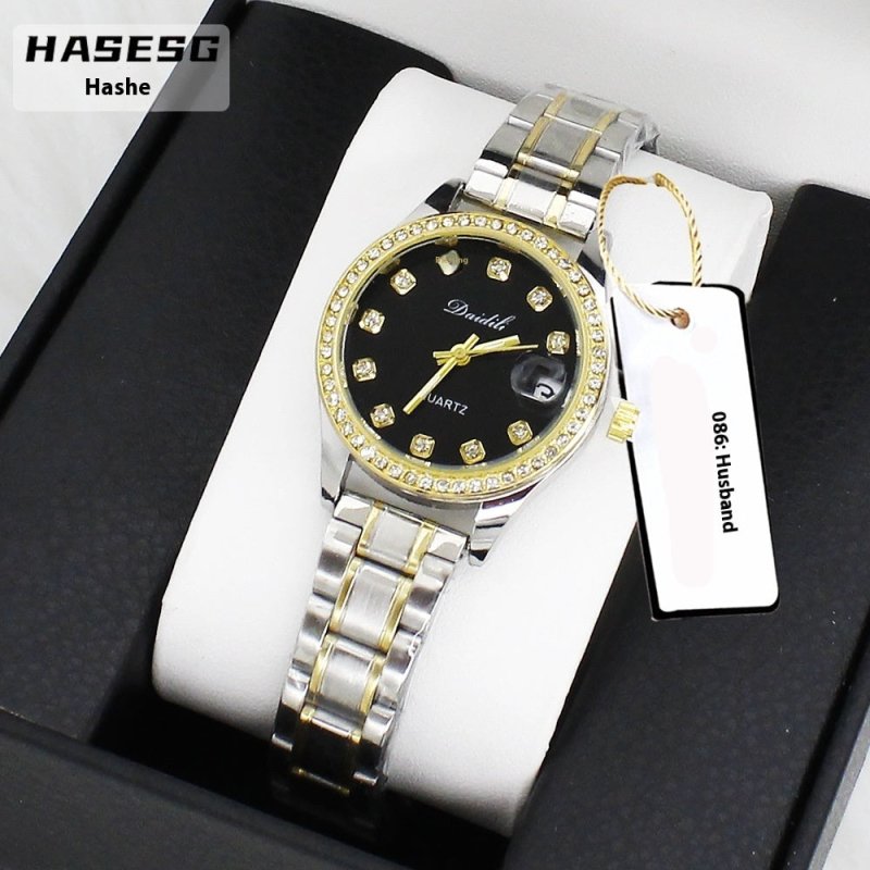 Women's Watch Affordable Luxury Fashion Diamond Foreign Trade Women's Watch Bracelet Student Watch Gift Suit $24.98 Dana Fashion Color: Black Face Gold Strap Watch Women's Accessories Product information: Color: gold strap watch three-row drill bracelet b
