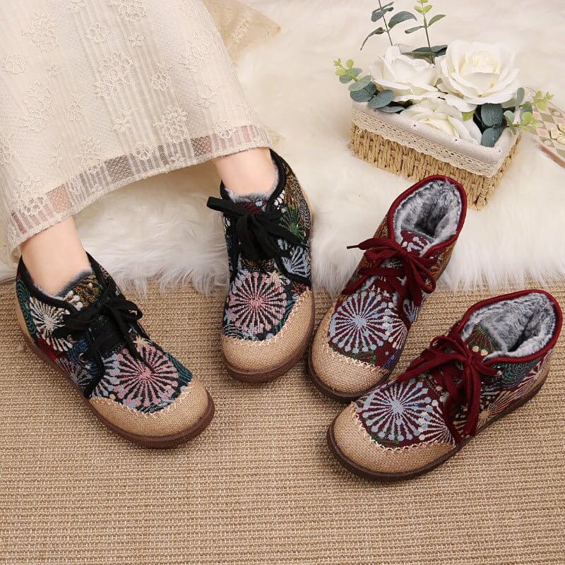 Women's Winter Cloth Shoes Non-slip $39.50 Dana Fashion Color: Black Size: 35 Women's shoes Product information: Lining material: artificial plush Applicable sports: Universal Color: black, red Upper height: Mid-top Heel height: mid heel (3-5CM) Heel shap