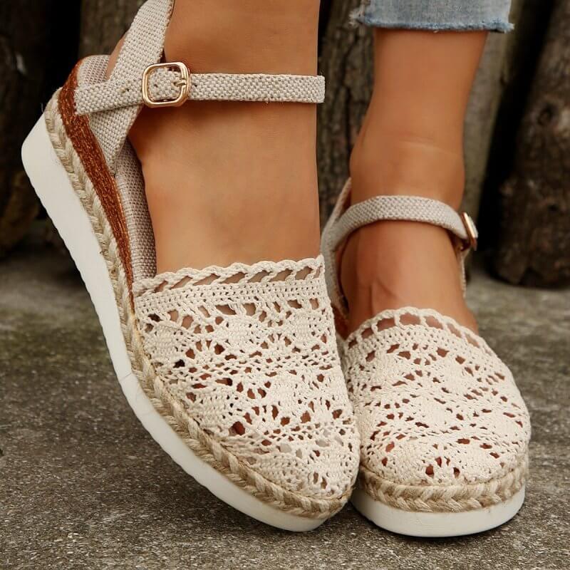 Woven Hollowed Women's Buckle Sandals $35.90 Dana Fashion Color: Beige Size: 36 Women's shoes Product information: Toe holder shape: round head Color: Milky White Size: 36, 37, 38, 39, 40, 41, 42, 43 Wearing method: Buckle Sole material: rubber Packing li