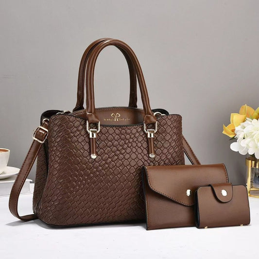 Woven Texture Three-piece Set Large Capacity One Shoulder Combination Bags $55.66 Dana Fashion Color: Black Women's Bags Product information: Lining texture: polyester cotton Applicable scenarios: Daily matching Color: Black, coffee, khaki khaki, pink, bl
