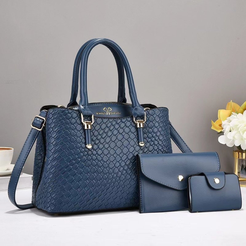 Woven Texture Three-piece Set Large Capacity One Shoulder Combination Bags $55.66 Dana Fashion Color: Blue Women's Bags Product information: Lining texture: polyester cotton Applicable scenarios: Daily matching Color: Black, coffee, khaki khaki, pink, blu