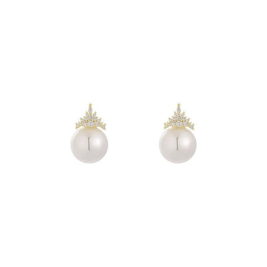 Zircon Crown Pearl Stud Earrings Retro $18.38 Dana Fashion Color: Crown Pearl Earrings Women's Accessories Product information: Treatment Process: inlaid zircon Color: Crown pearl earrings Applicable population: Female Material: Copper Shape: Flower Packi