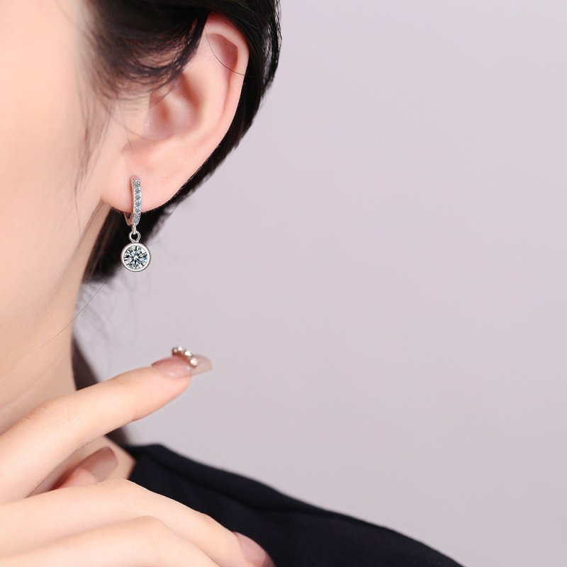 Zircon Elegant Personalized Creative Geometric Trendy Earrings $14.21 Dana Fashion Color: White Gold Color Purity: Copper Women's Accessories Product information: Treatment Process: Electroplating Color: white gold, yellow gold Applicable population: Fema