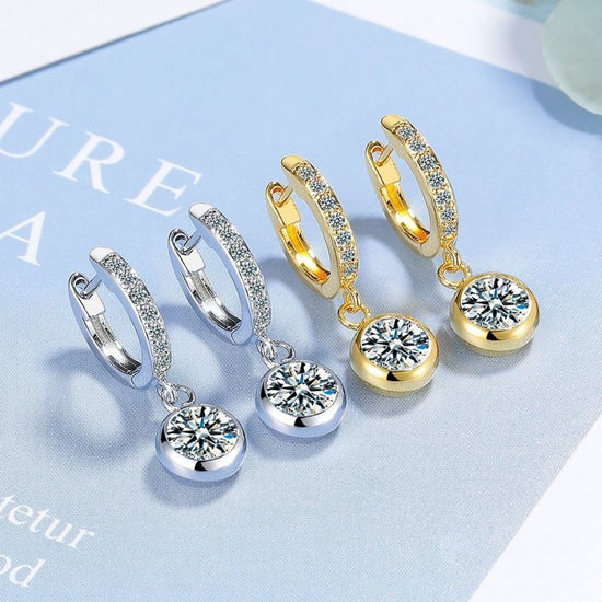 Zircon Elegant Personalized Creative Geometric Trendy Earrings $14.21 Dana Fashion Color: White Gold Color Purity: Copper Women's Accessories Product information: Treatment Process: Electroplating Color: white gold, yellow gold Applicable population: Fema