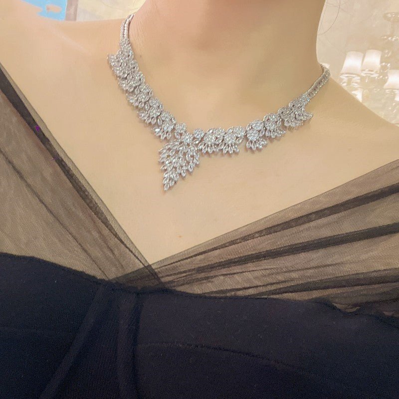 Zircon Pendant Necklace Banquet Jewelry Accessories $349.50 Dana Fashion Color: White Women's Accessories Product information: Material: zircon/Rhinestone Product Type: Ornament Color classification: white Size: Necklace length 43cm, earring length 2.0*1.