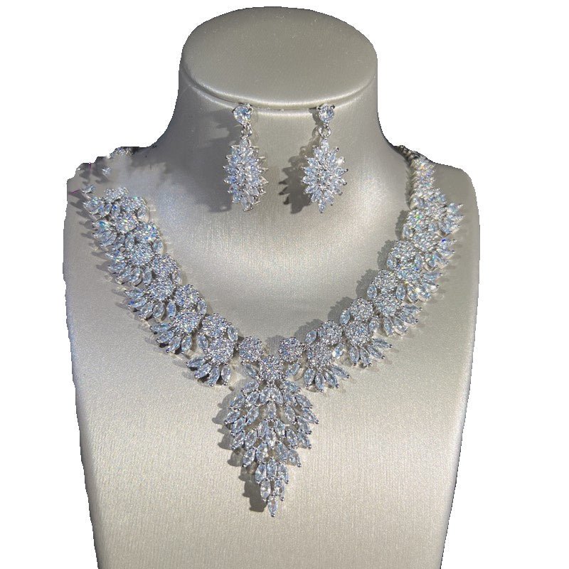 Zircon Pendant Necklace Banquet Jewelry Accessories $349.50 Dana Fashion Color: White Women's Accessories Product information: Material: zircon/Rhinestone Product Type: Ornament Color classification: white Size: Necklace length 43cm, earring length 2.0*1.